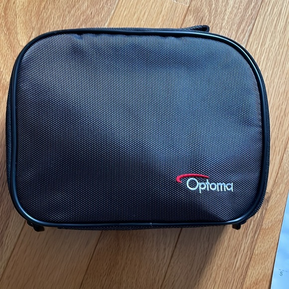 Optoma LED Projector Reg. Model LDMLTUZST - Picture 2 of 3